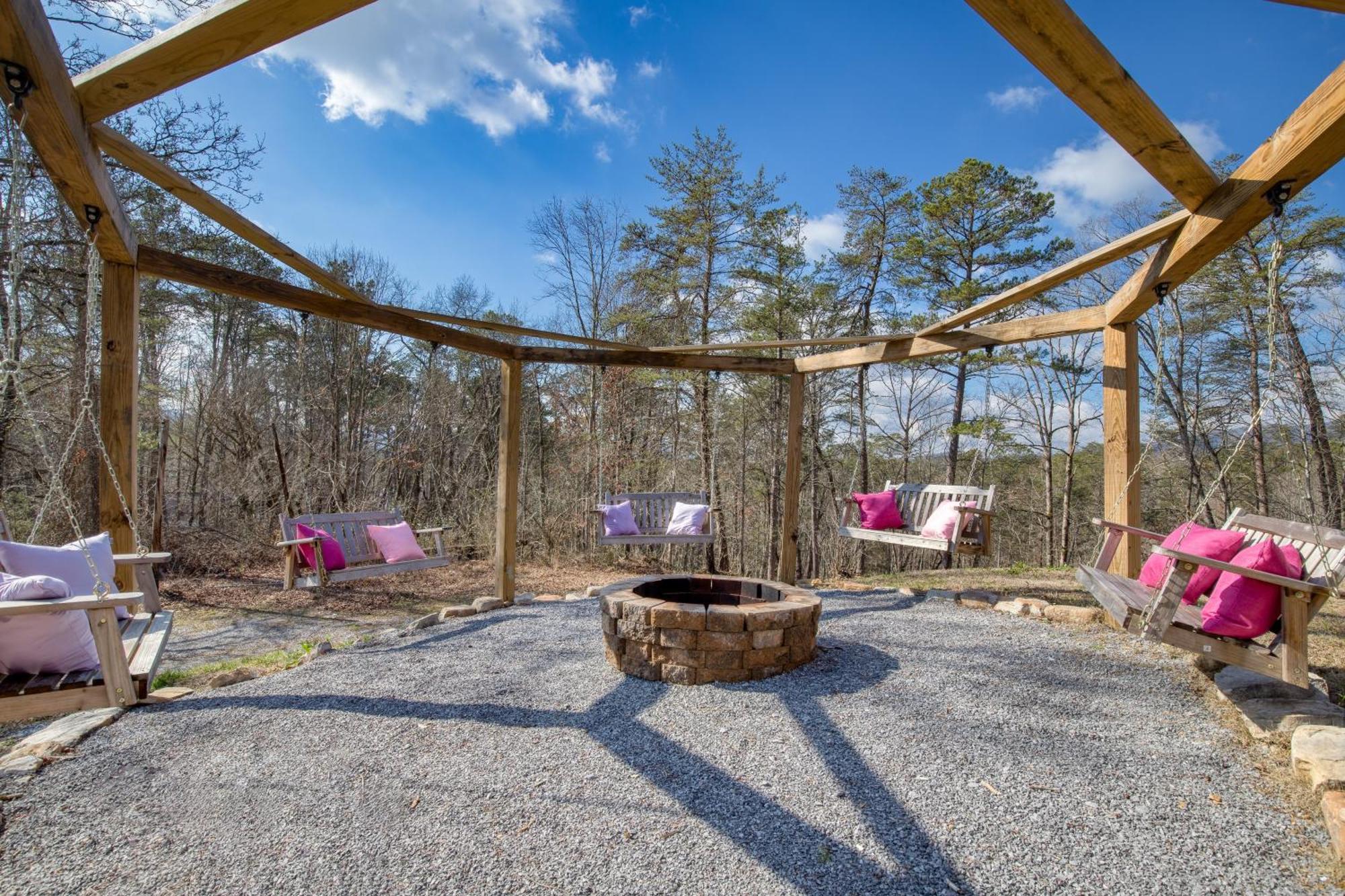 Pink Pines Avantstay Luxury Aesthetic Dream Home Indoor Pool Hot Tub Pigeon Forge Exteriér fotografie