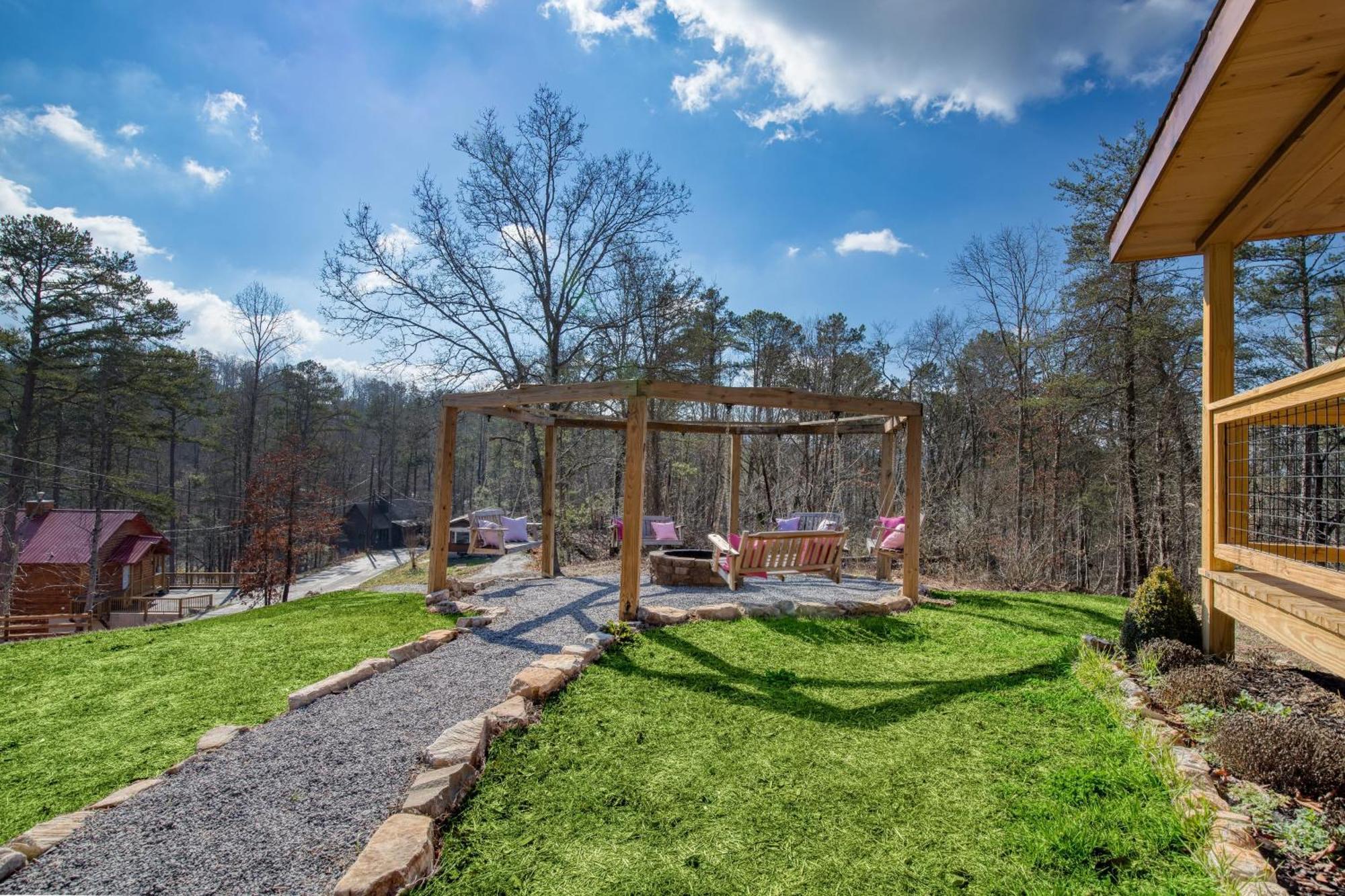 Pink Pines Avantstay Luxury Aesthetic Dream Home Indoor Pool Hot Tub Pigeon Forge Exteriér fotografie