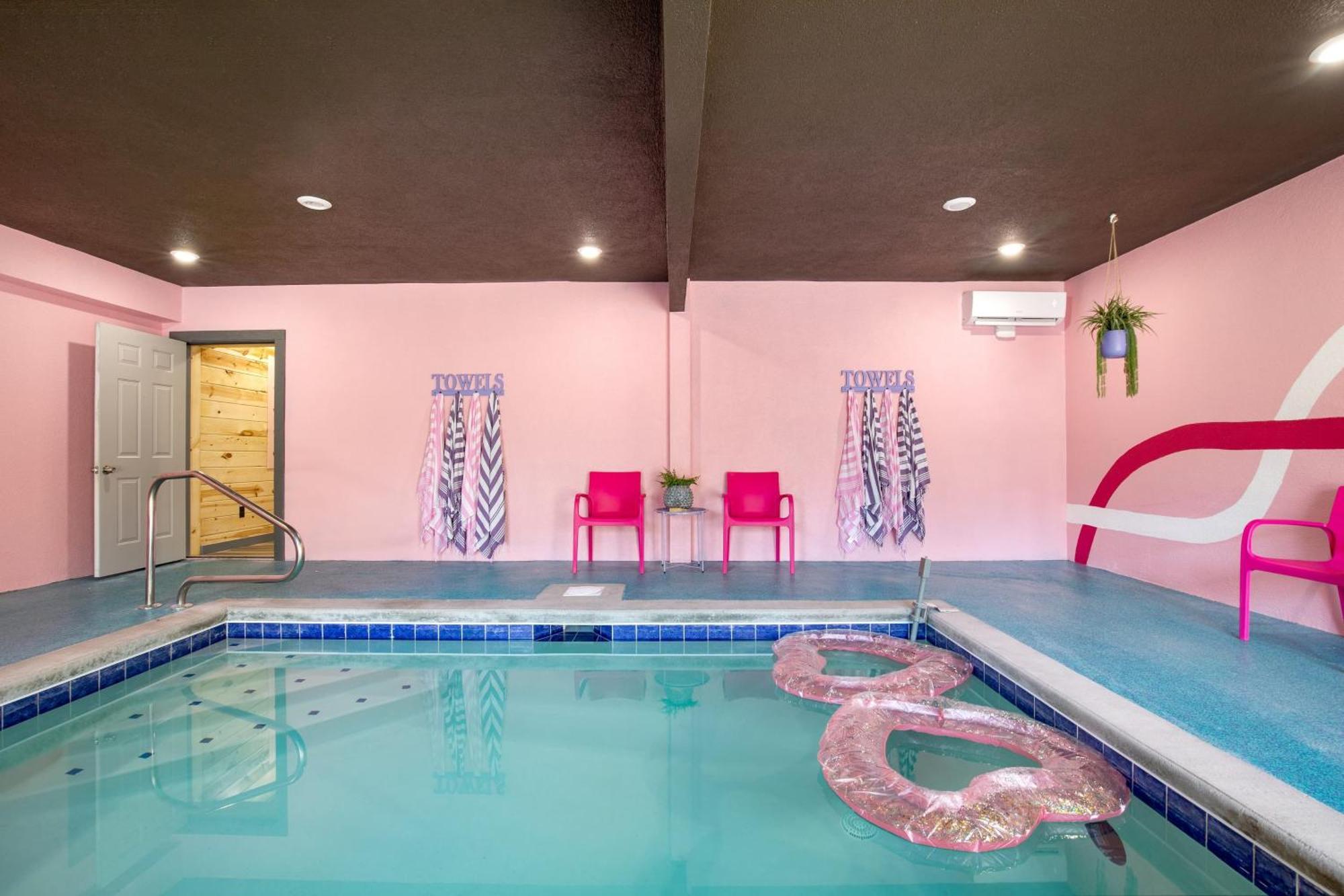 Pink Pines Avantstay Luxury Aesthetic Dream Home Indoor Pool Hot Tub Pigeon Forge Exteriér fotografie